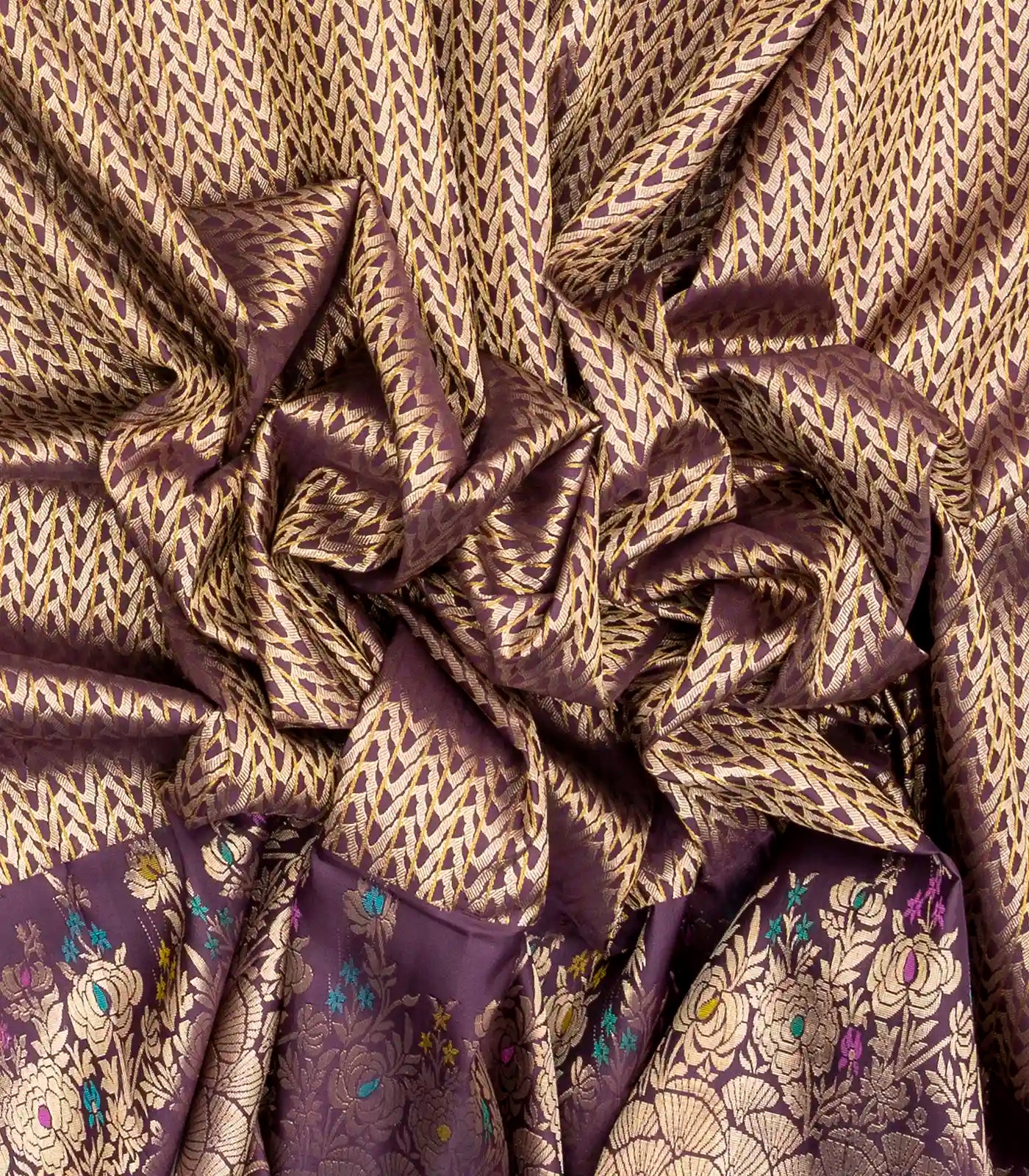 Lilac Handloom Kanchipuram Silk Saree With Chevron Stripes