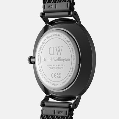 Classic Men Quartz Black Dial Analog Stainless Steel Watch DW00100714K