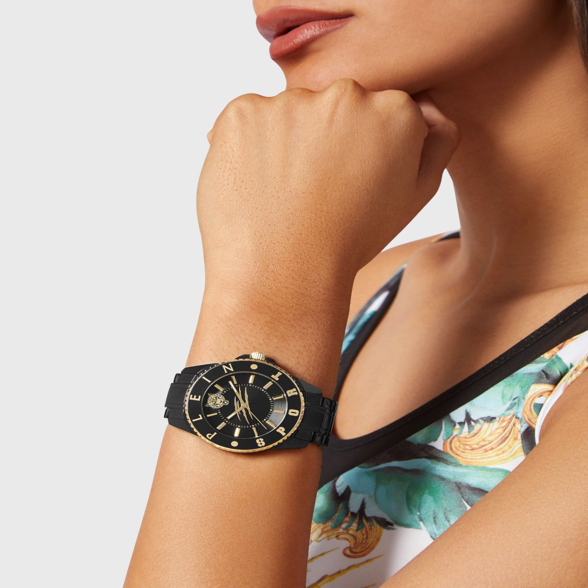 Glam Women Quartz Black Dial Analog Stainless Steel Watch PSKBA1023