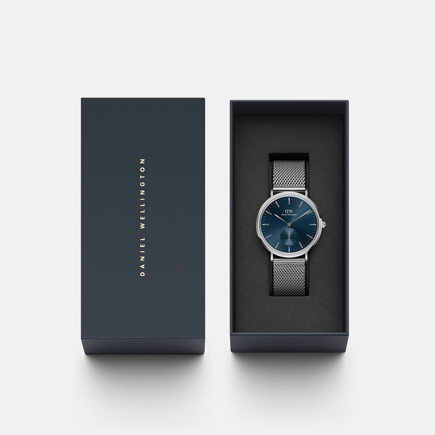 Classic Men Quartz Blue Dial Analog Stainless Steel Watch DW00100710K
