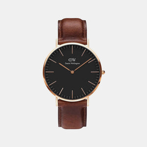 Classic Men Quartz Black Dial Analog Leather Watch DW00100124K