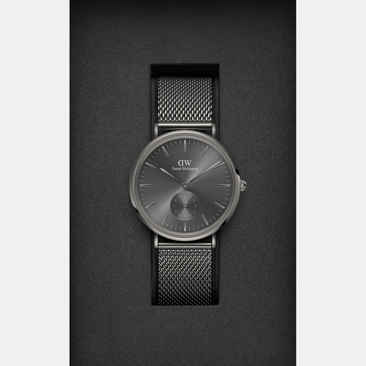 Classic Men Quartz Grey Dial Analog Stainless Steel Watch DW00100712K