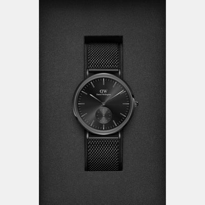 Classic Men Quartz Black Dial Analog Stainless Steel Watch DW00100714K