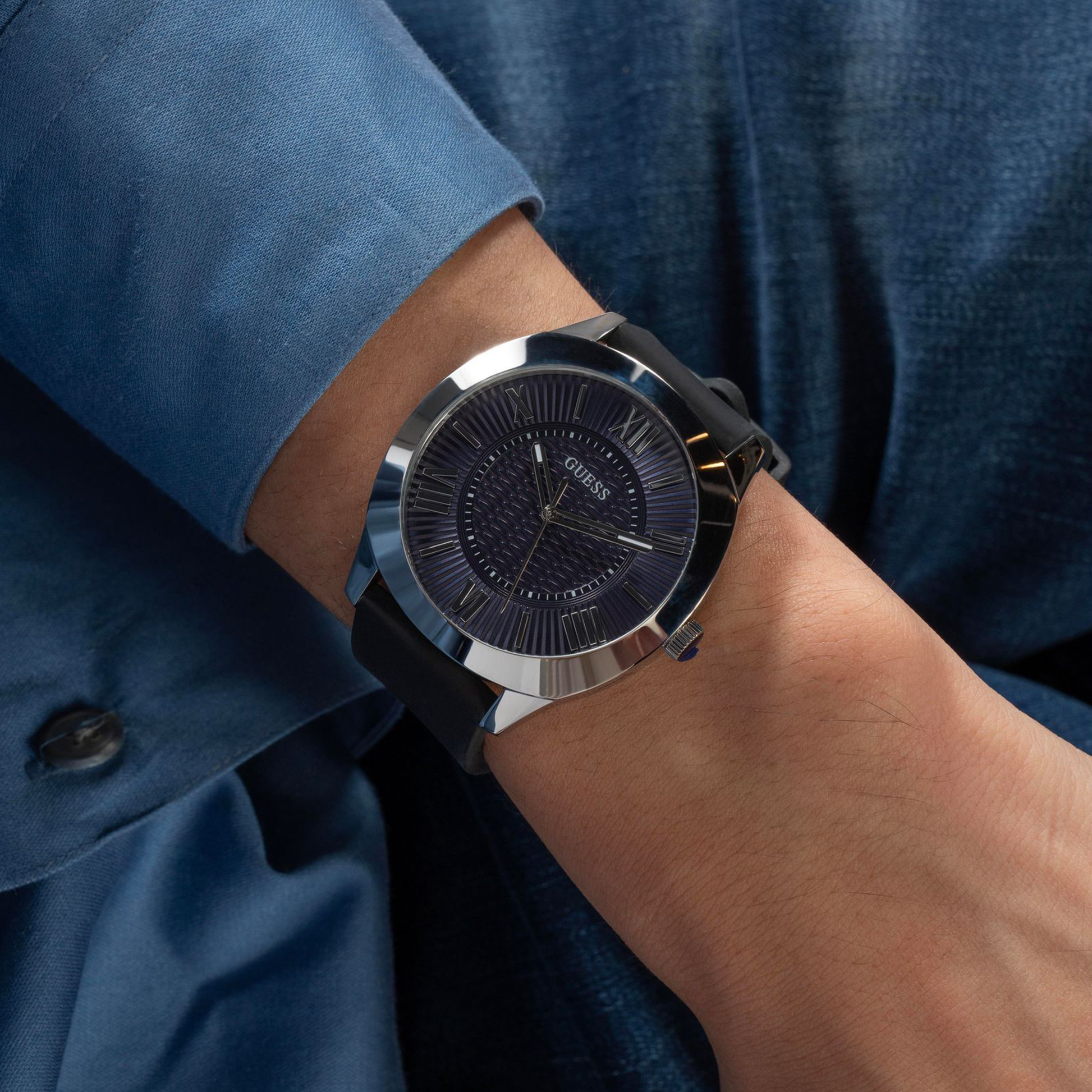 Guess Dress Men Quartz Navy Blue Dial Analog Silicone Watch GW0728G1