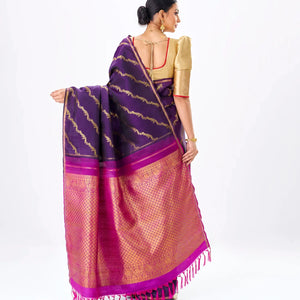 Magenta Handloom Kanchipuram Silk Saree With Diagonal Floral Motifs
