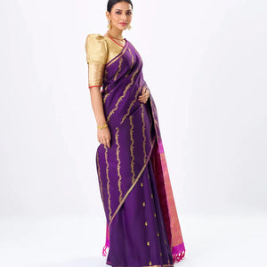 Magenta Handloom Kanchipuram Silk Saree With Diagonal Floral Motifs