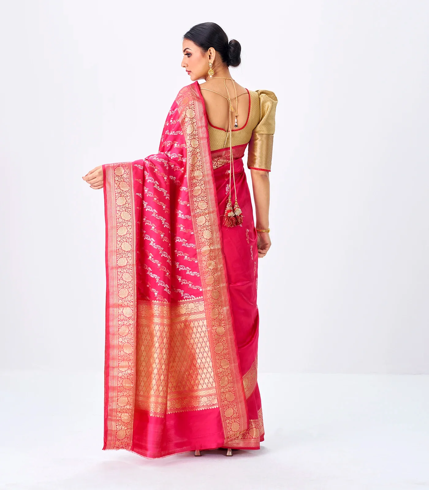 Hot Pink Handloom Banarasi Silk Saree With Gold & Silver Zari Motifs