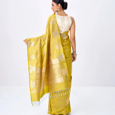Gold Handloom Banarasi Silk Saree With Deer Buttas
