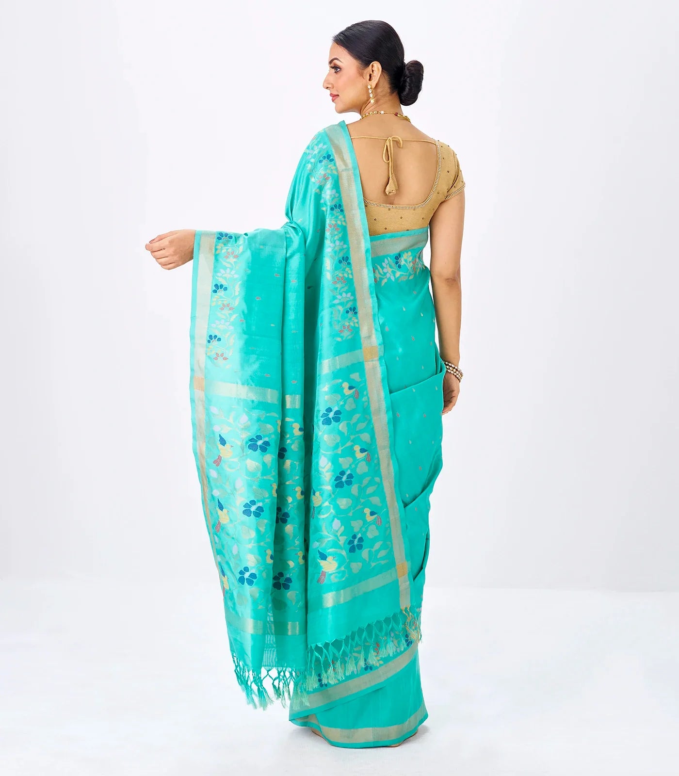 Turquoise Handloom Uppada Silk Saree With Meena Floral Motifs in Border