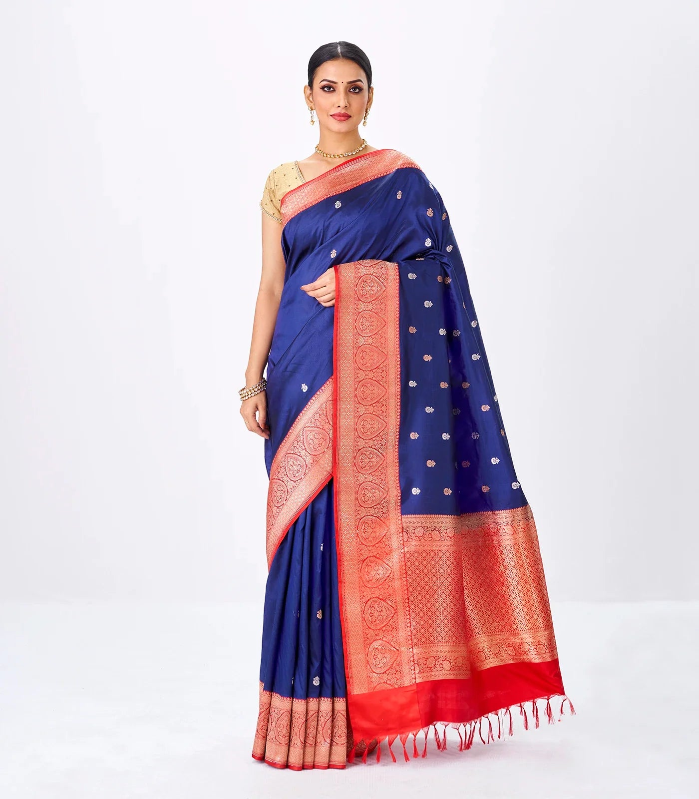 Navy Blue Handloom Banarasi Silk Saree With Flower Buttas