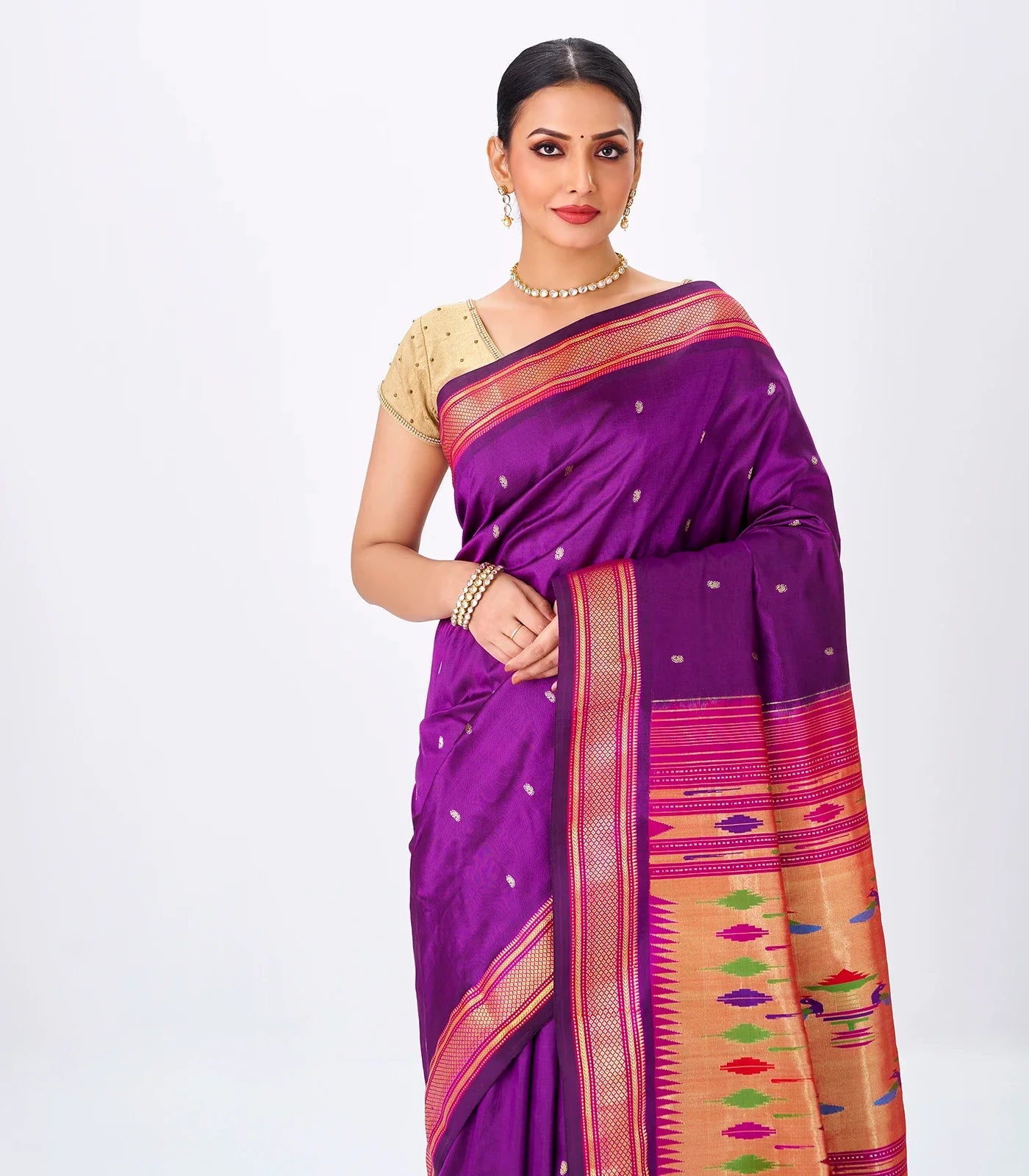 Magenta Handloom Paithani Silk Saree With Mango Buttas-Magenta