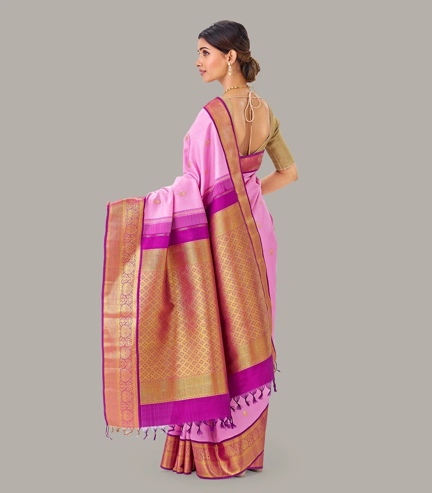 Baby Pink Handloom Kanchipuram Korvai Silk Saree With Zari Buttas