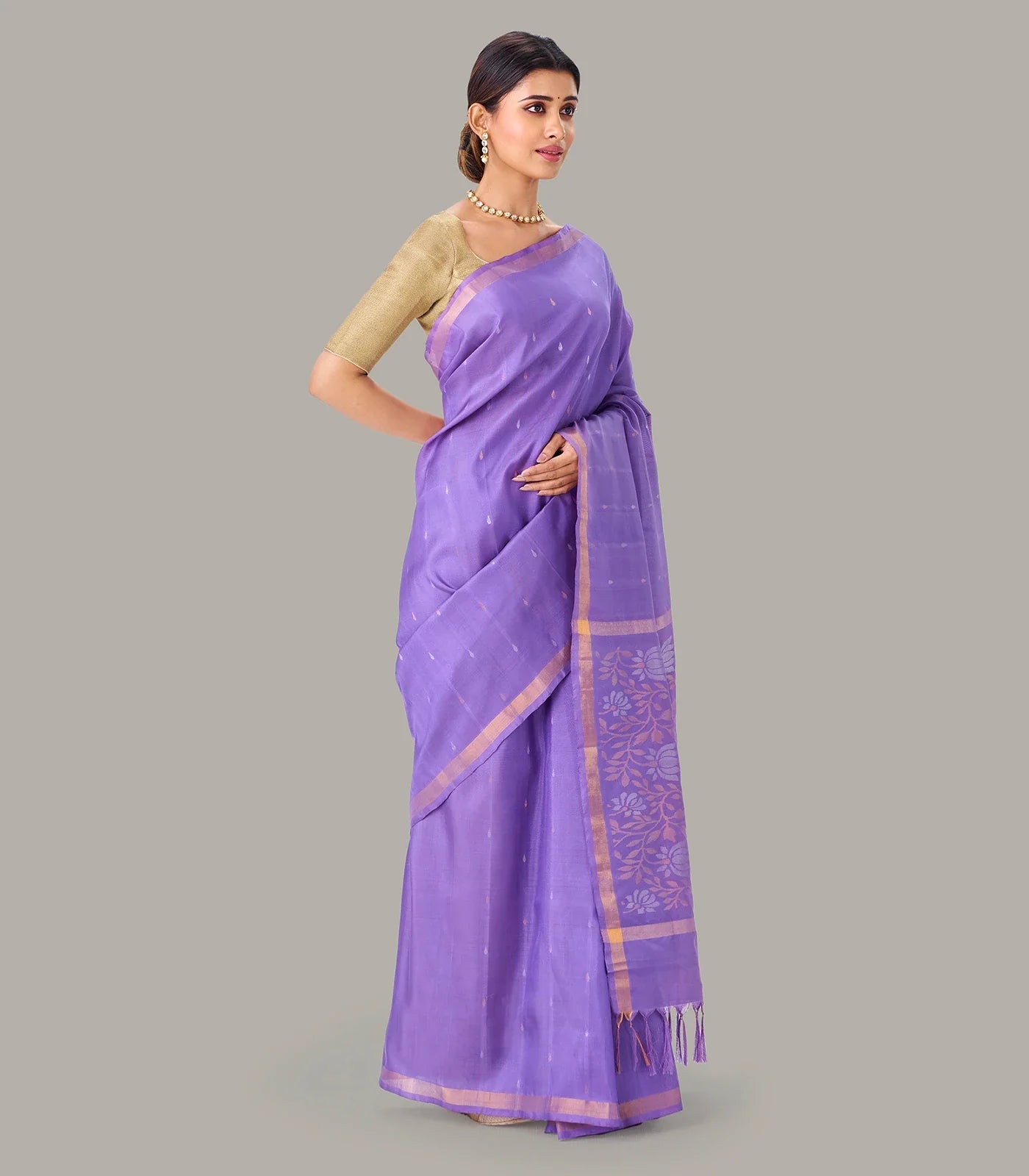 Lavender Handloom Uppada Silk Saree With Zari Buttas
