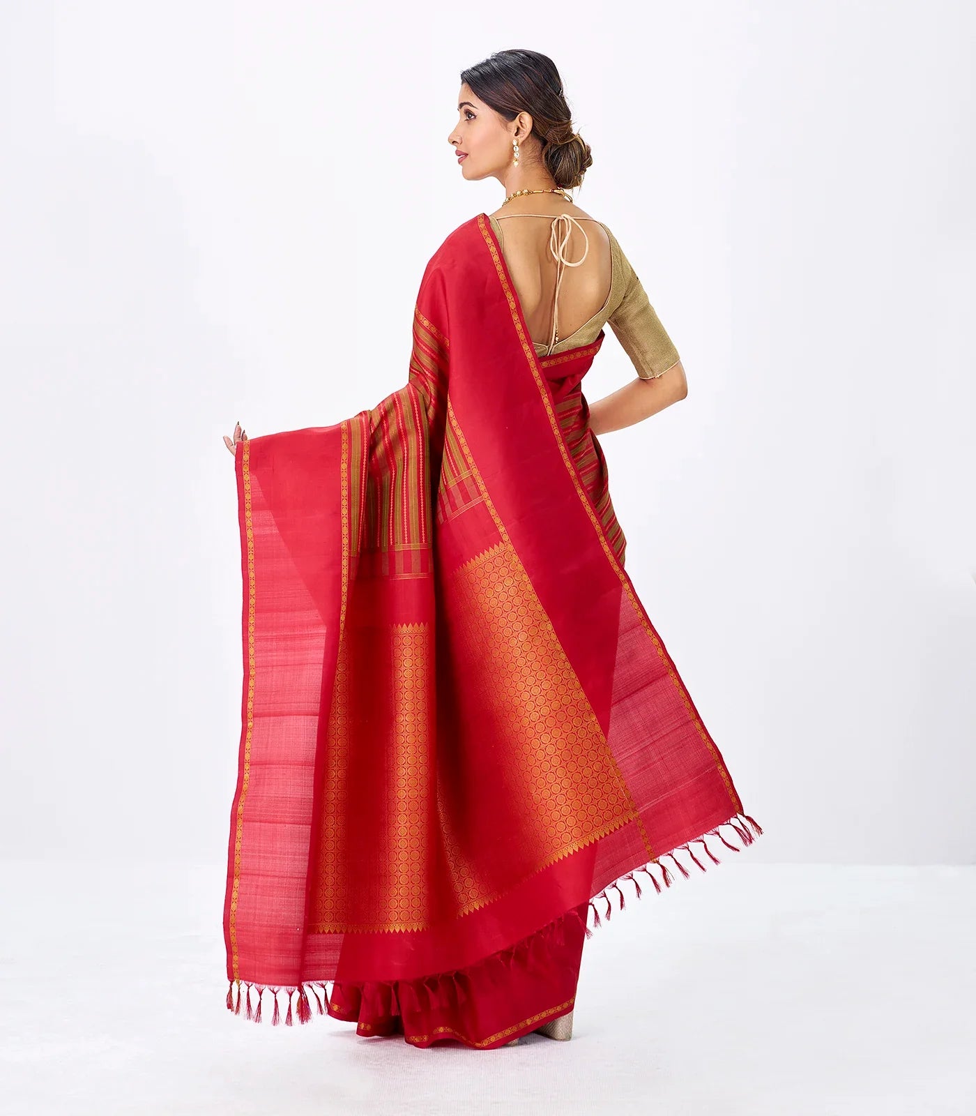 Mustard Handloom Kanchipuram Silk Saree With Stripes