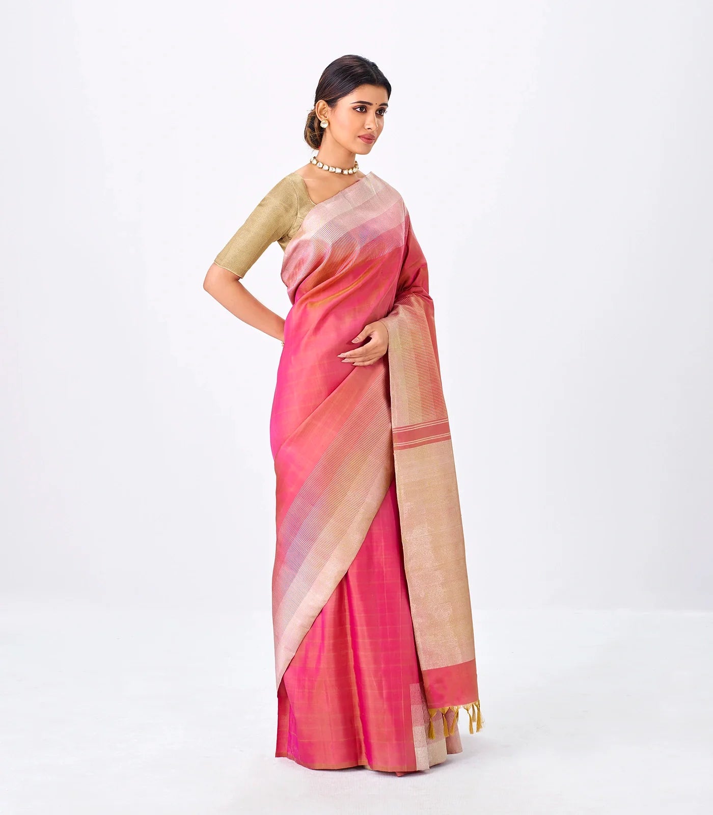 Peach Handloom Kanchipuram Silk Saree With Combtooth Border
