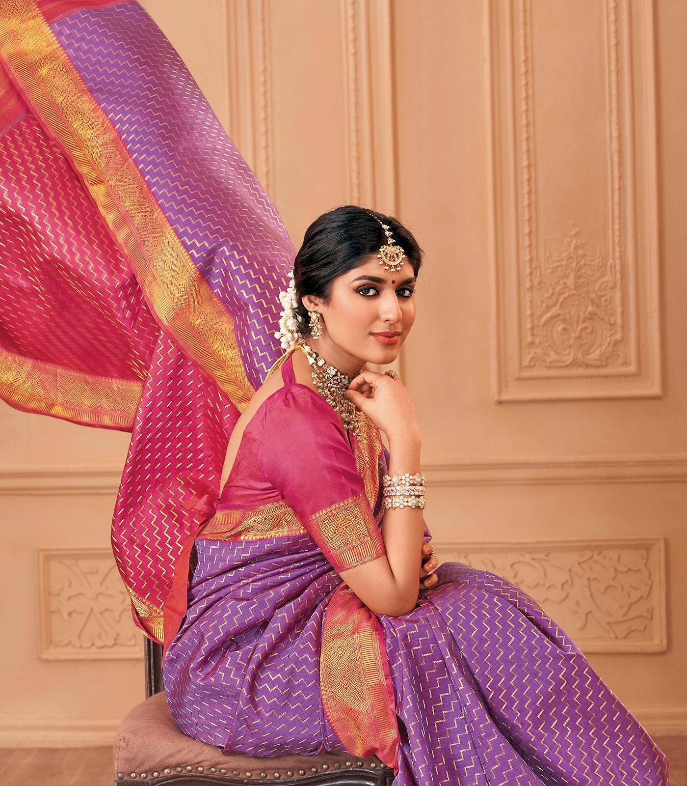 Lavender & Pink Handloom Reversible Silk Saree With Chevron Steps