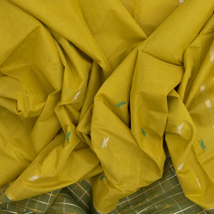 Olive Green Handloom Venkatagiri Cotton Saree With Checked Border