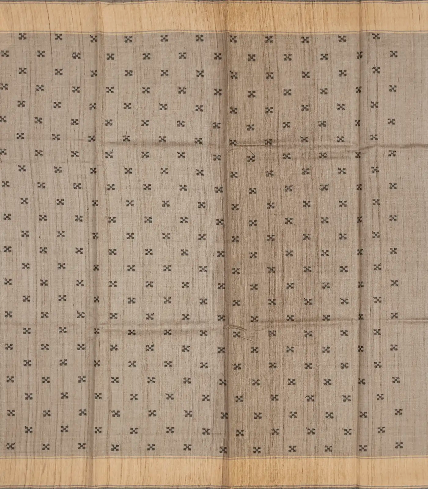 Maroon Handloom Plain Tussar Silk Saree With Printed Pallu