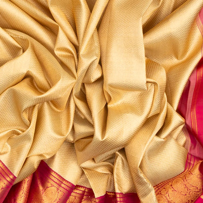 Cream Handloom Kanchipuram Korvai Silk Saree With Chevron Stripes
