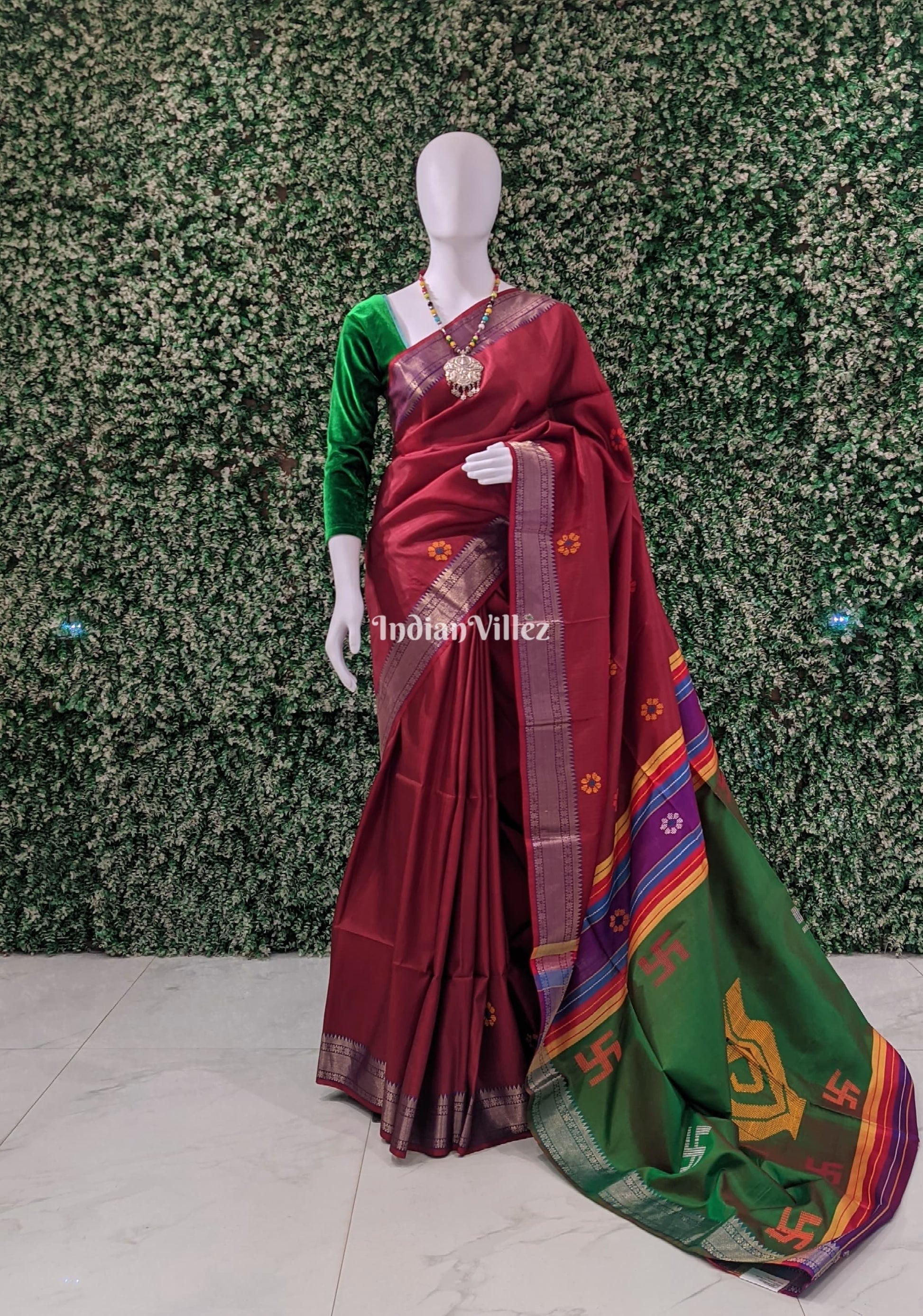 Maroon Green Dual Tone Handwoven Soft Silk Saree