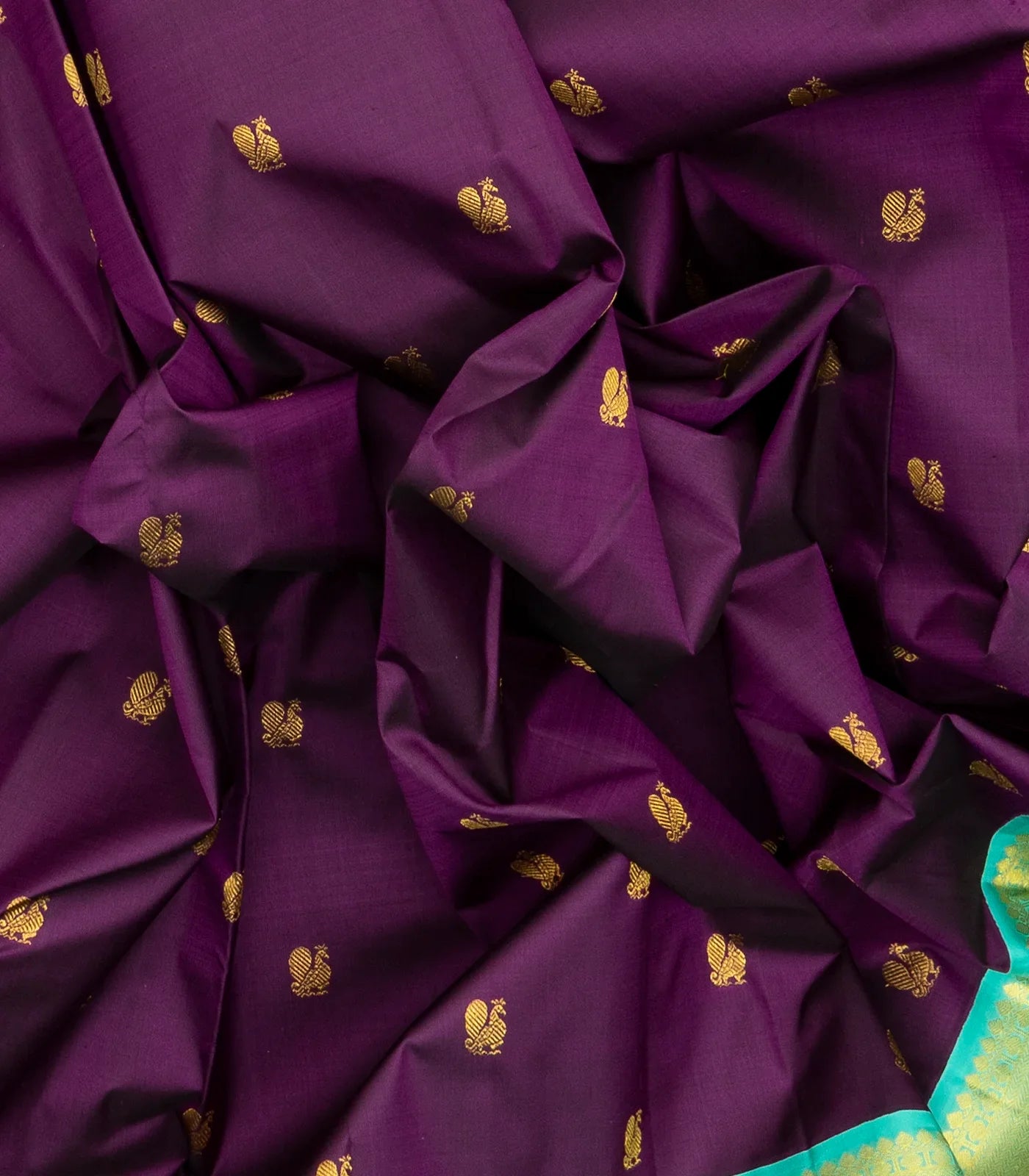 Magenta Handloom Kanchipuram Korvai Silk Saree With Annam Buttas