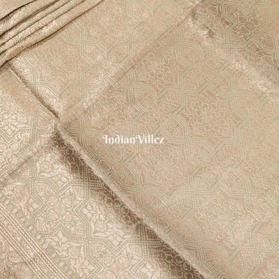 Exclusive Floral Design Banarasi Silk Saree With Tissue Work