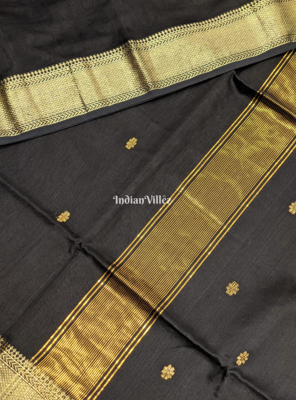 Black Maheshwari Handloom Saree