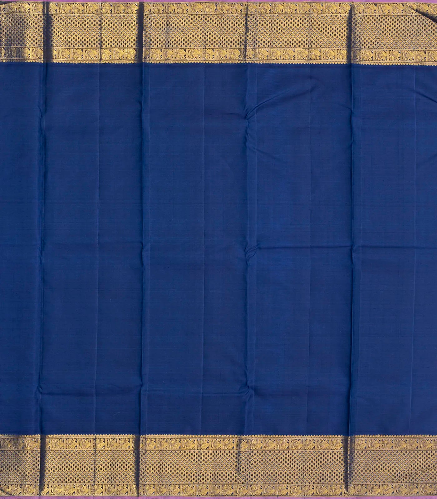 Cream Handloom Kanchipuram Korvai Silk Saree With Silk Buttas