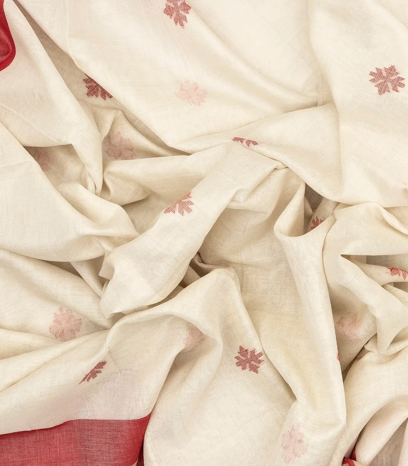 Off White Handloom Bengal Cotton Saree And Floral Buttas