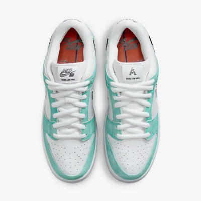 Nike SB Dunk Low  April Skateboards