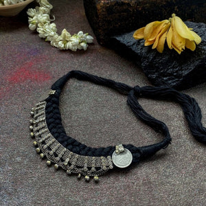 Eliza (Neckpiece)