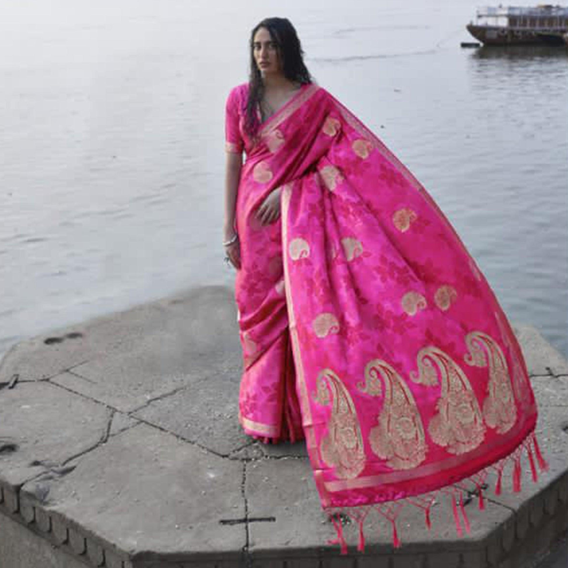 Energetic Pink Colored Festive Wear Woven Pure Satin Silk Saree