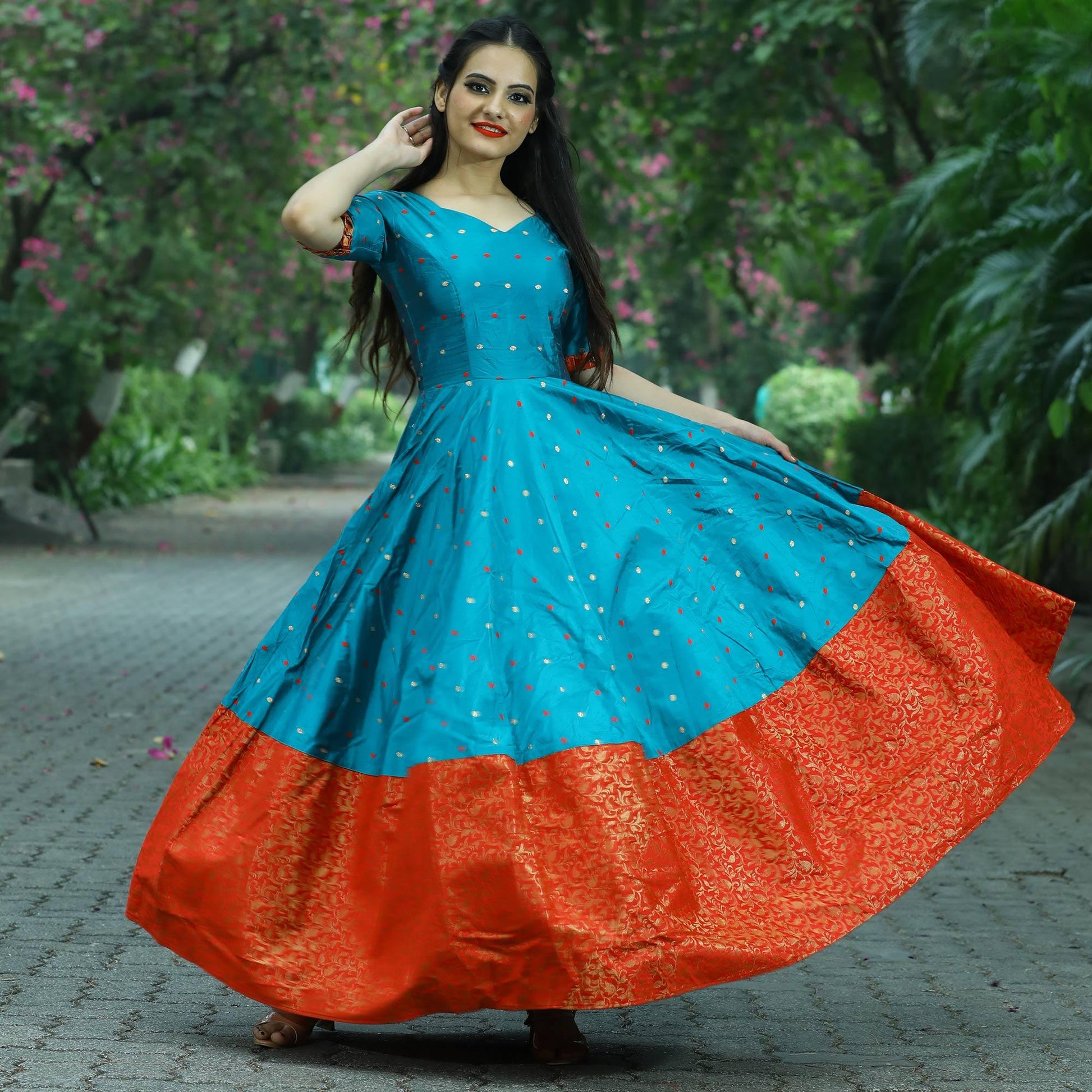 Energetic Teal Green Colored Partywear Tapetta Jacquard Gown