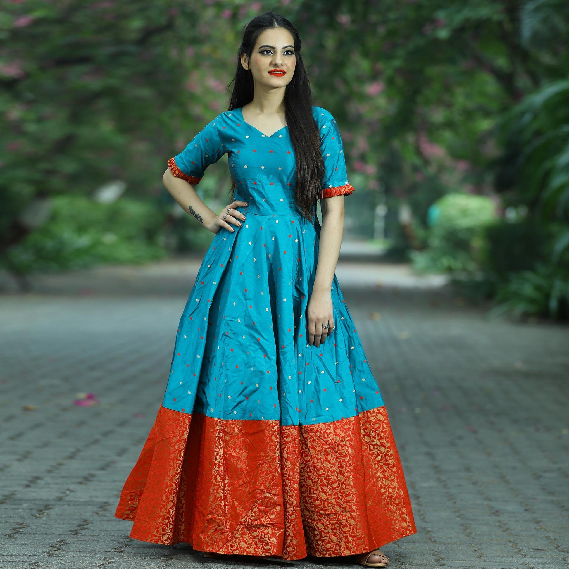 Energetic Teal Green Colored Partywear Tapetta Jacquard Gown