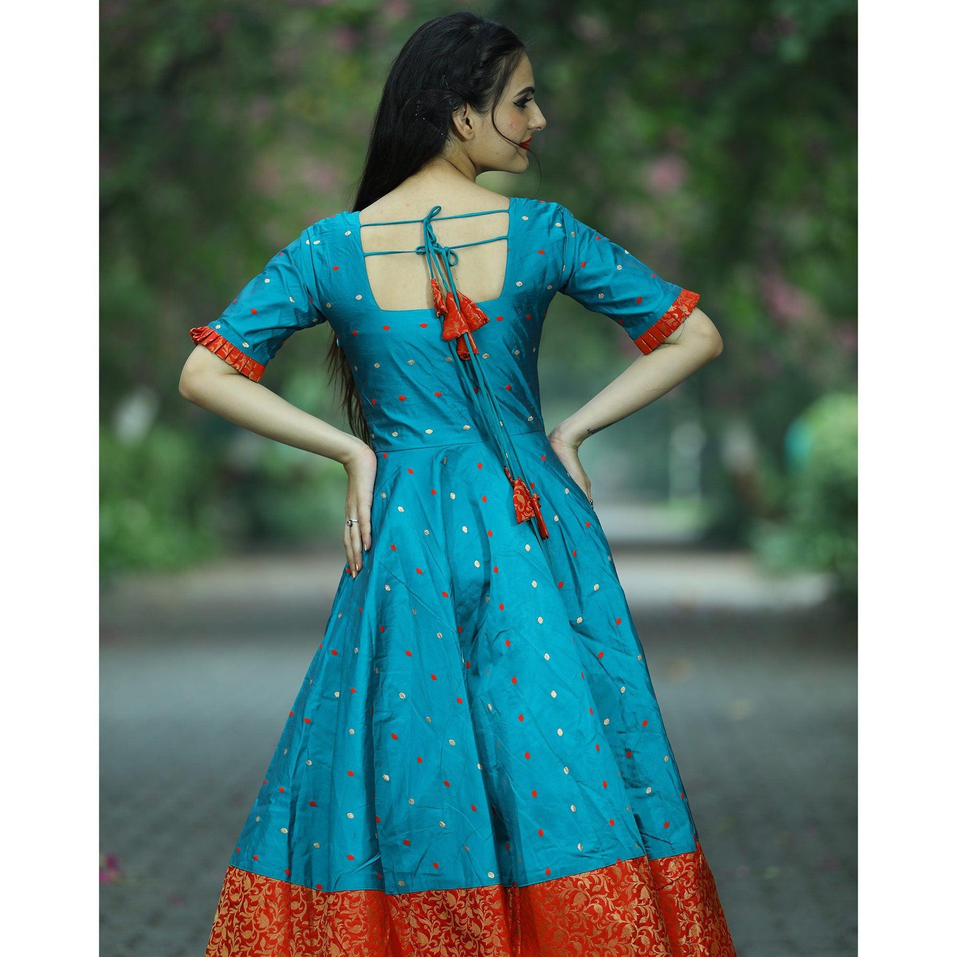 Energetic Teal Green Colored Partywear Tapetta Jacquard Gown