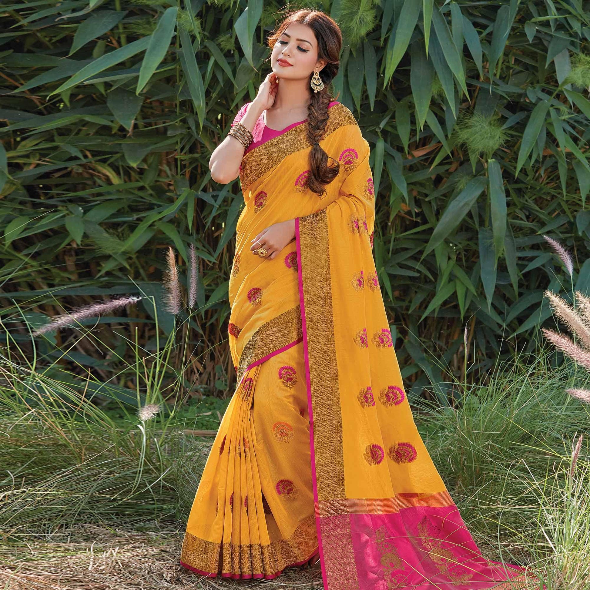 Energetic Yellow Colored Festive Wear Woven Cotton Handloom Saree
