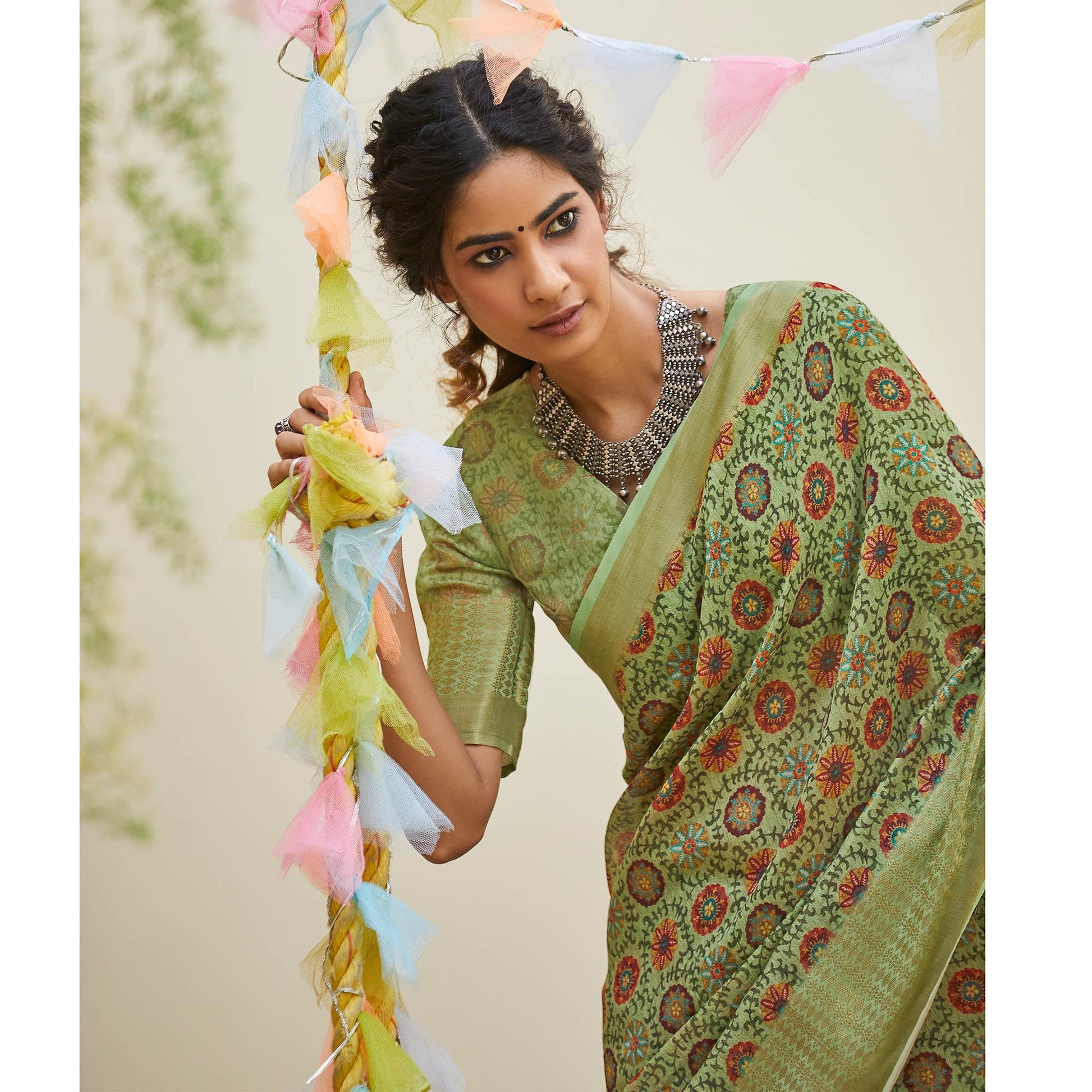 Engrossing Green Colored Party Wear Digital Printed Linen Saree