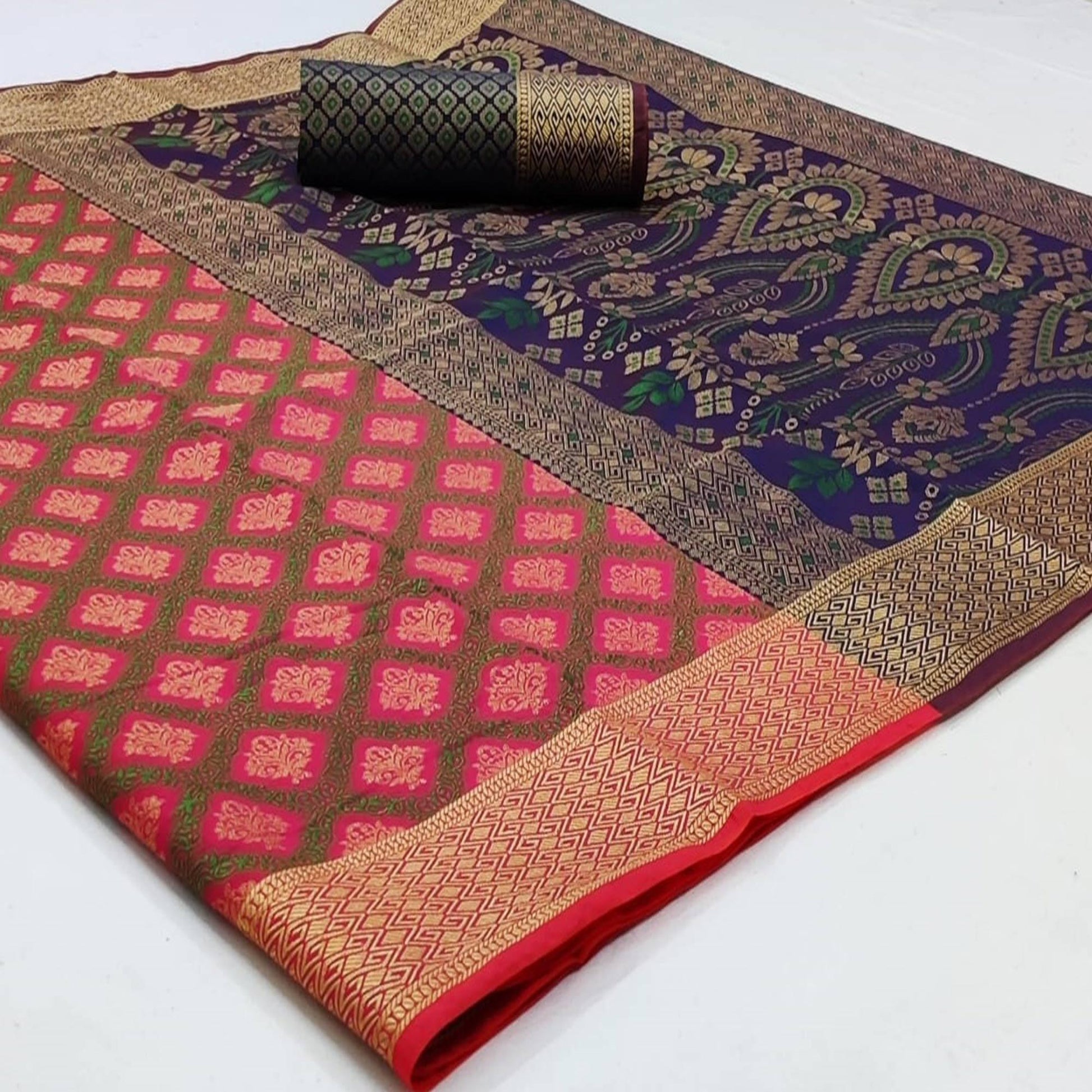 Engrossing Pink Colored Festive Wear Woven Patola Silk Saree