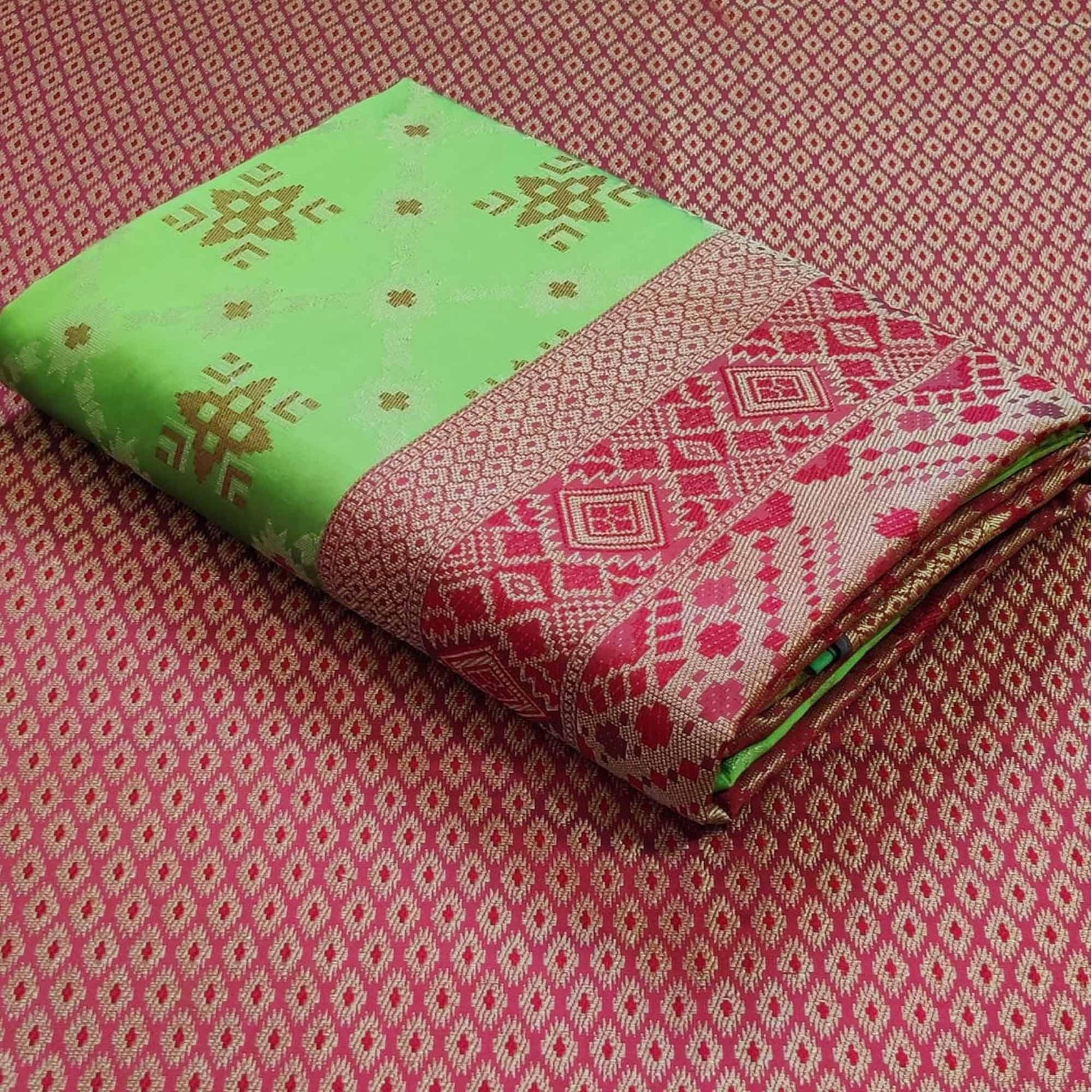 Engrossing Pista Green Colored Festive Wear Woven Patola Silk Saree