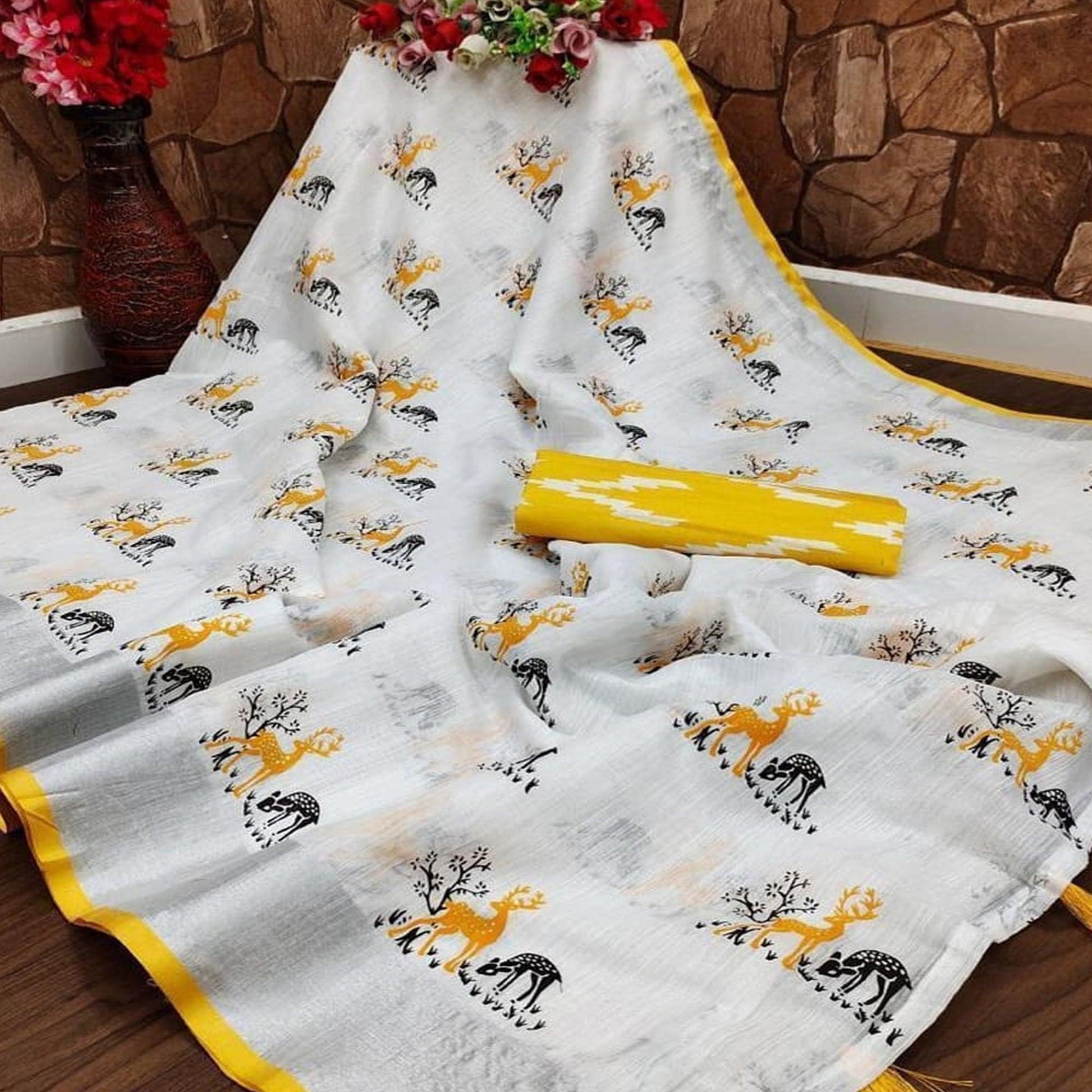 Engrossing White - Yellow Colored Casual Wear Digital Printed Linen Saree