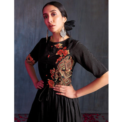 Entrancing Black-Red Colored Partywear Embroidered Viscose Gown