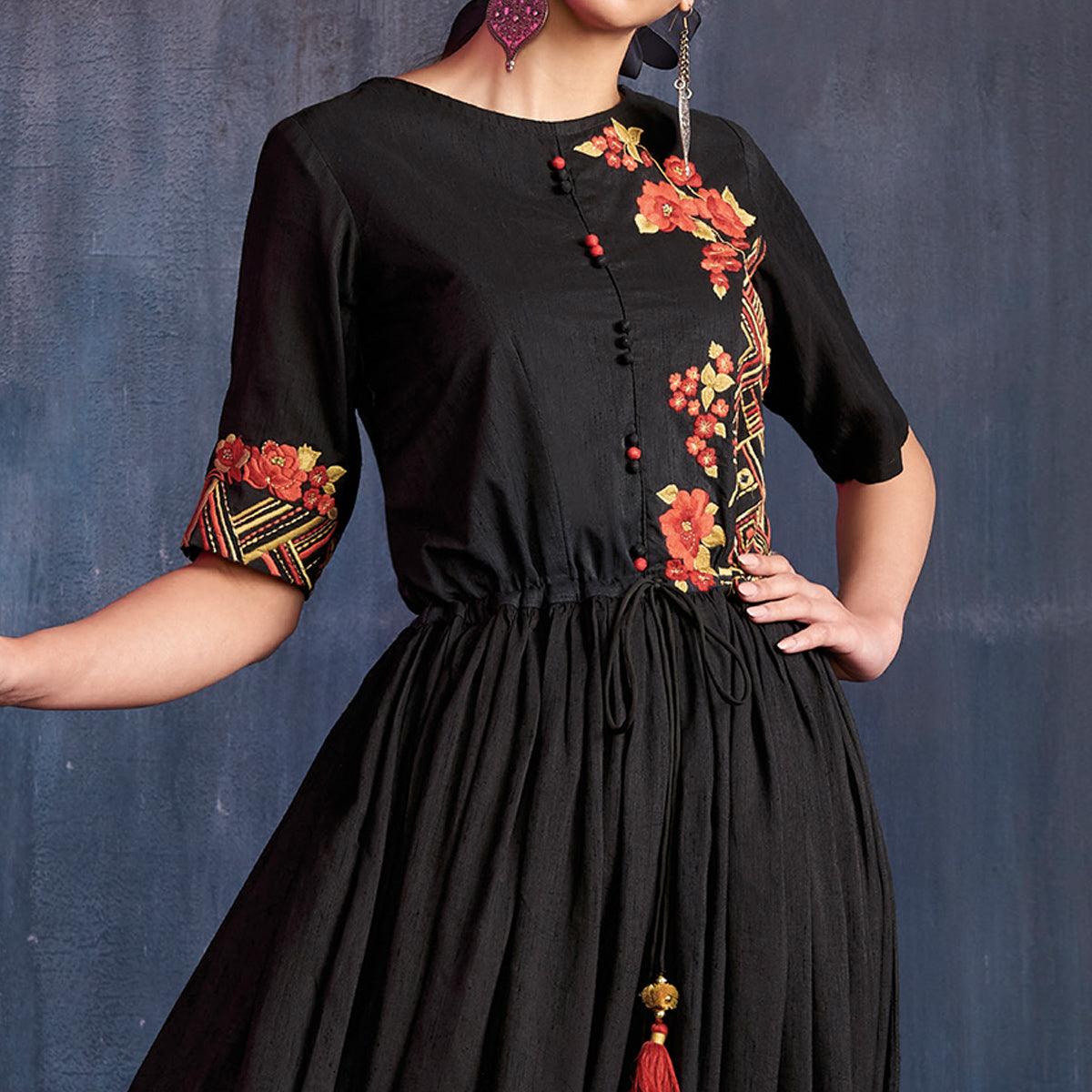 Entrancing Black-Red Colored Partywear Embroidered Viscose Gown