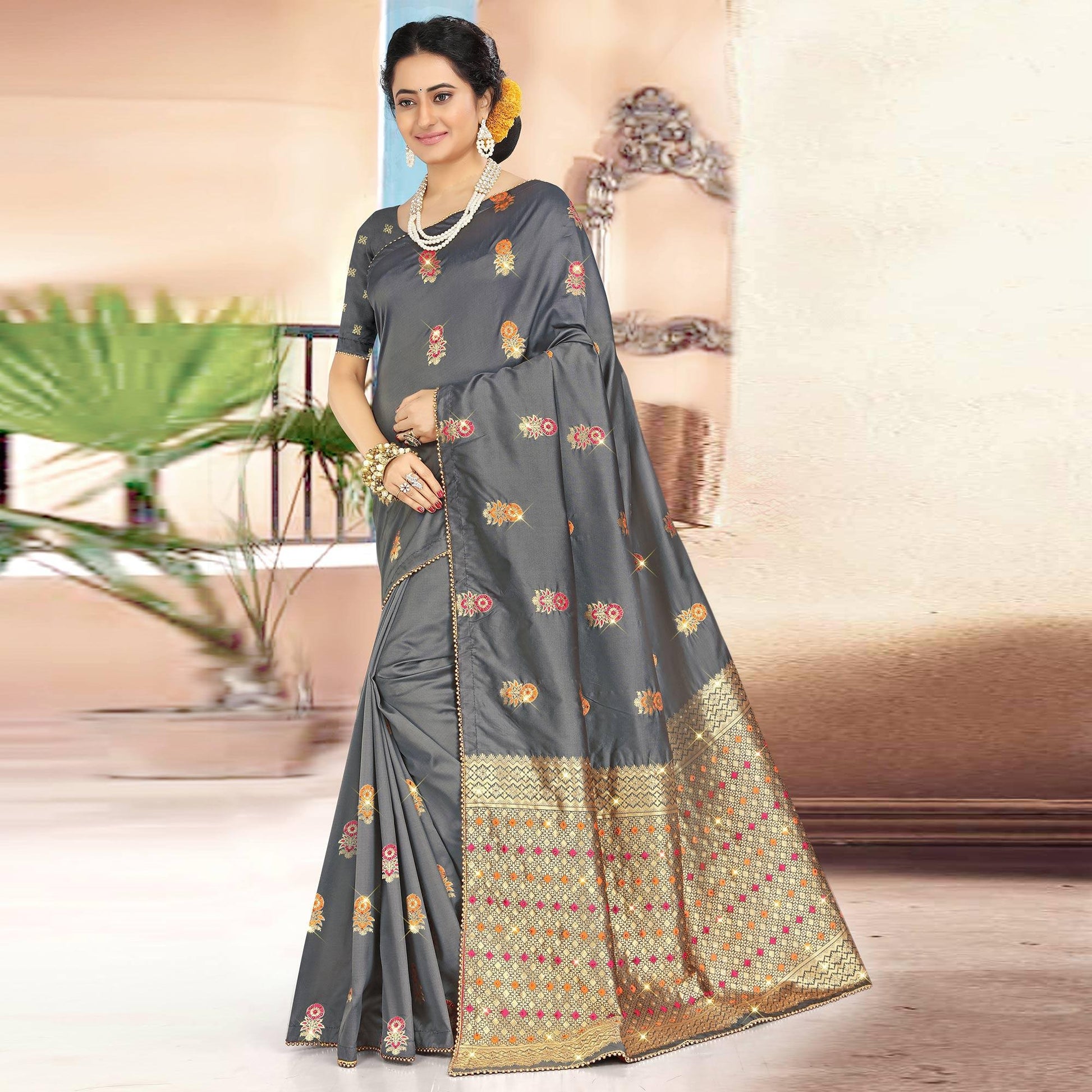 Exceptional Black Colored Festive Wear Woven Banarasi Silk Saree