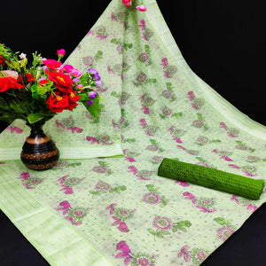 Exceptional Mehendi Coloured Floral Print Casual Wear Striped Pattern Cotton Saree