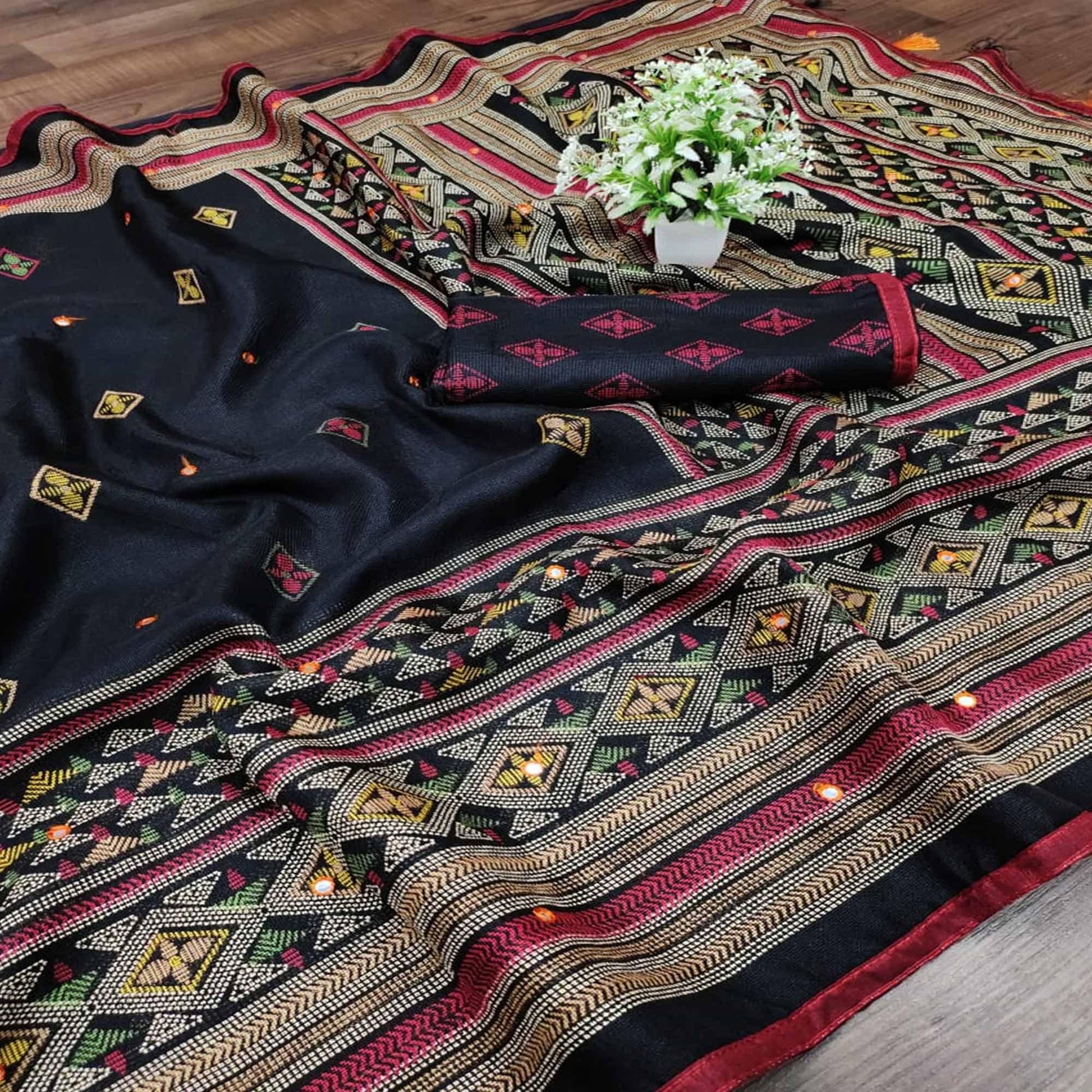 Exotic Black Coloured Casual Wear Printed Cotton Jute Saree