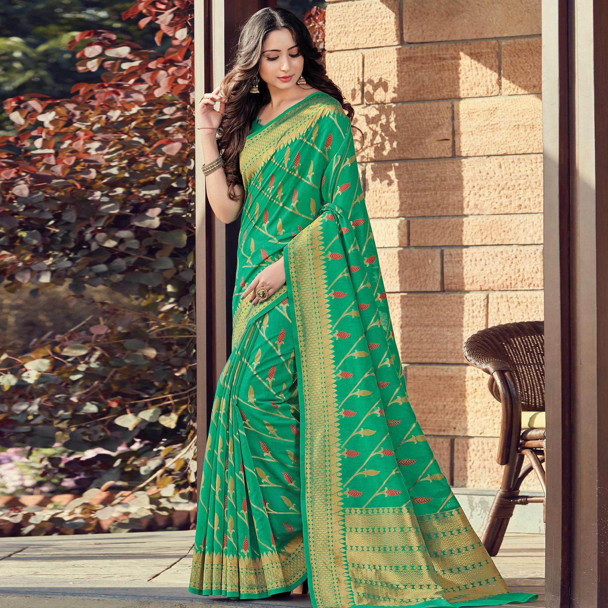 Exotic Green Colored Festive Wear Woven Cotton Handloom Saree