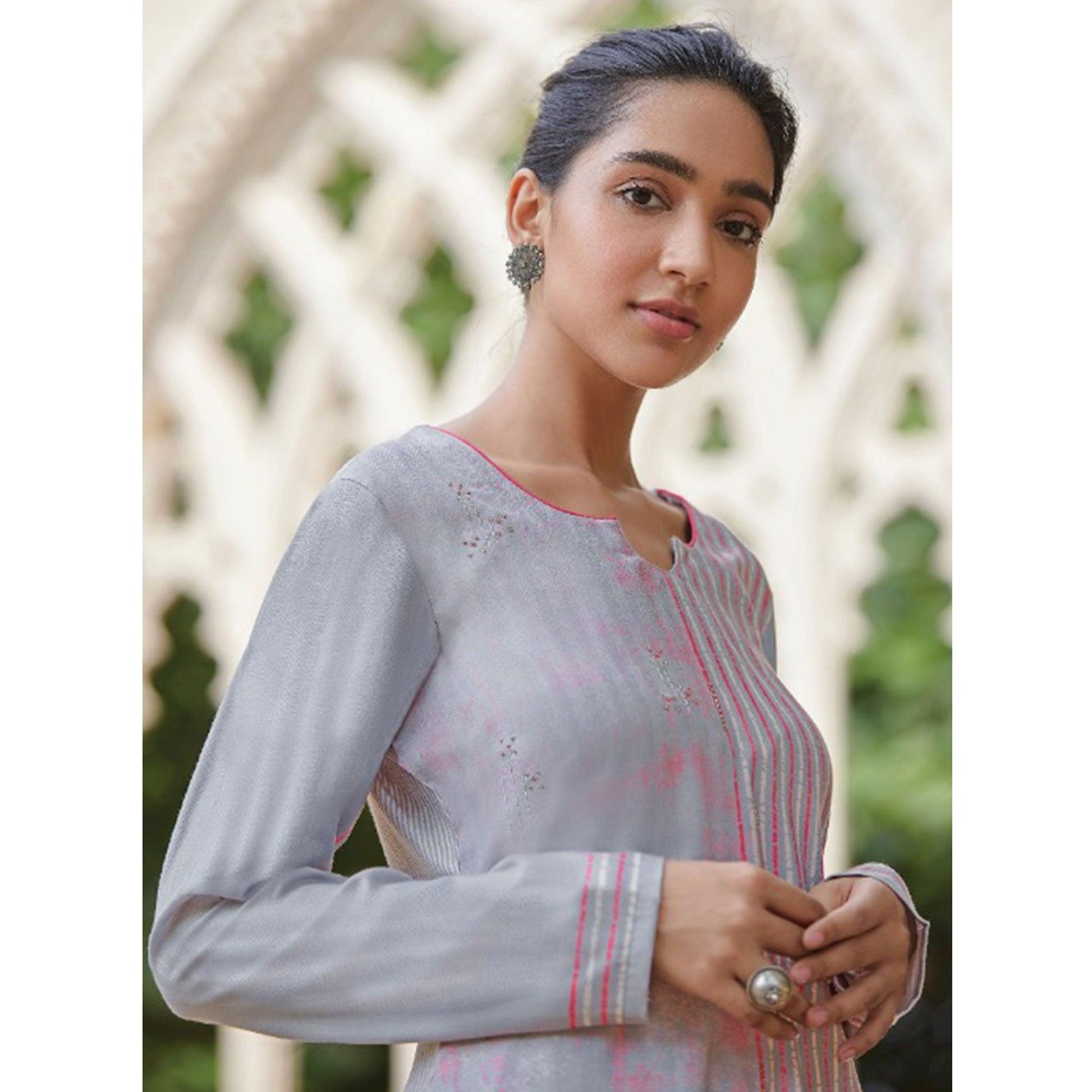 Eye-catching Light Grey Colored Casual Wear Digital Printed Cotton Satin Palazzo Suit