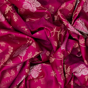 Pink Handloom Soft Silk Saree With Floral Vine Motifs -Pink