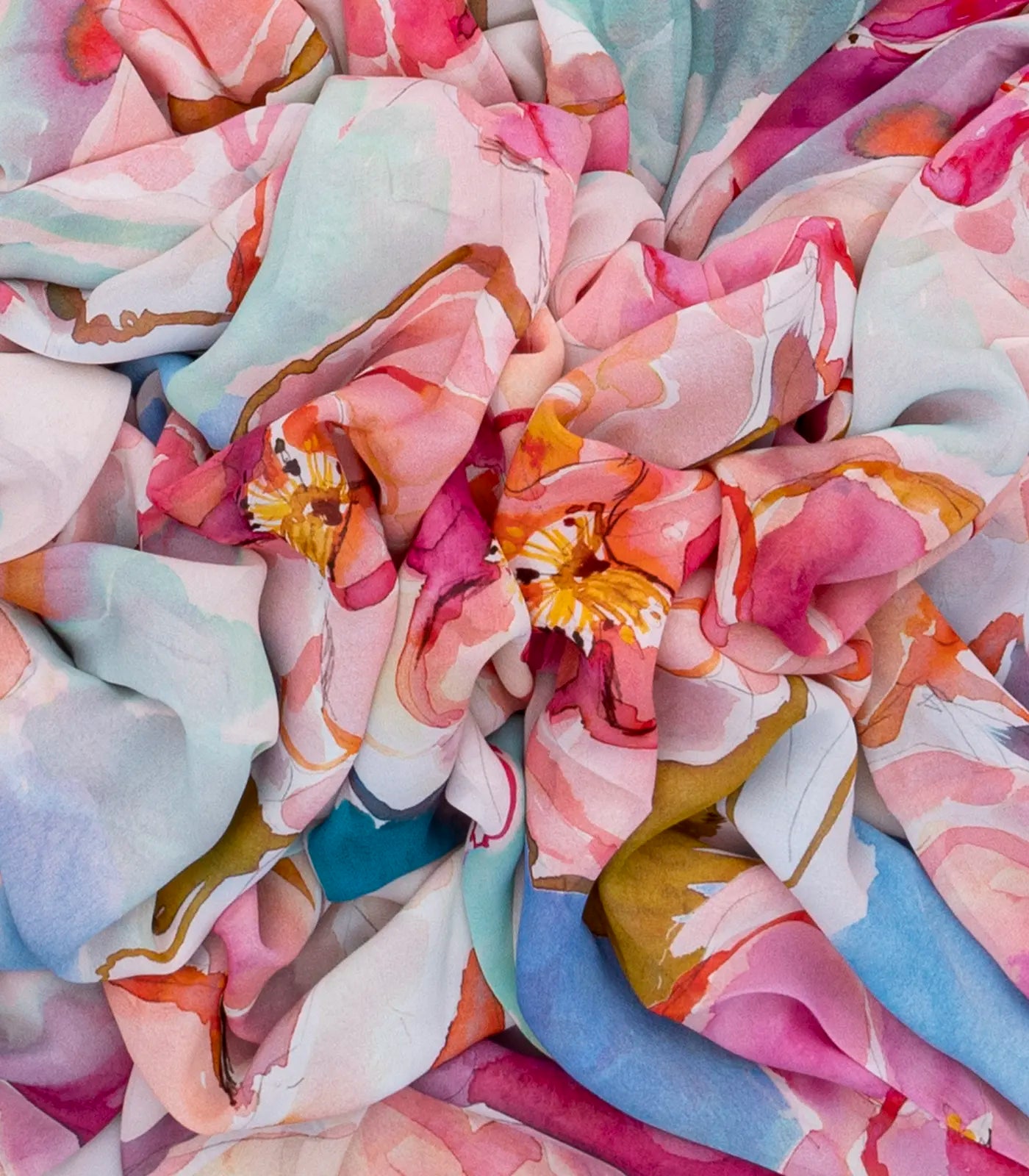 Cream Georgette Silk Saree Printed With Floral Motifs