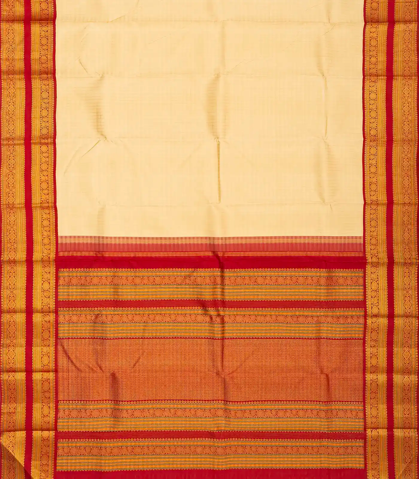 Cream Handloom Kanchipuram Korvai Silk Saree With Crimson Border